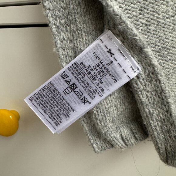 GAP kids grey knitted poncho with faux fur hood - Picture 4 of 10